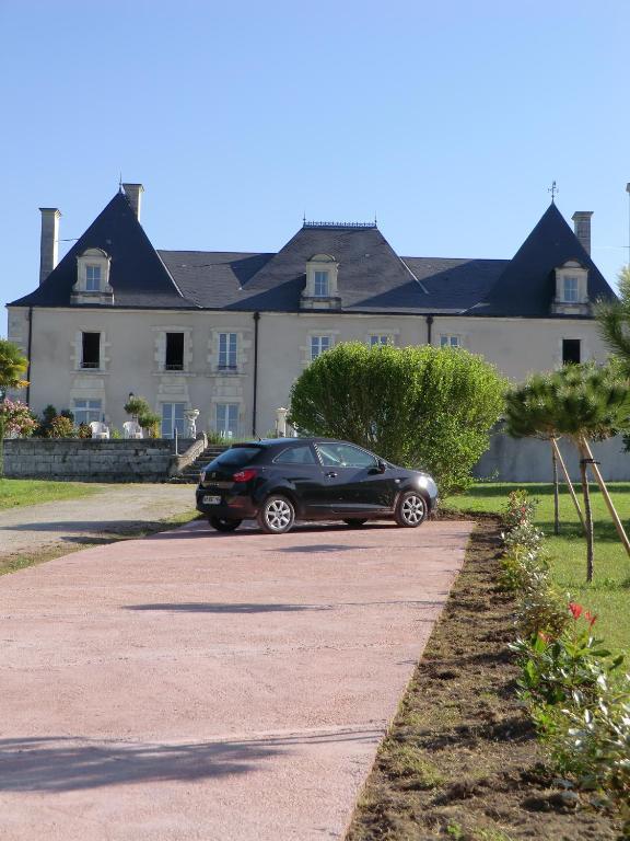 Chateau Sainte Marie Hotel Dompierre-sur-Charente Exterior photo